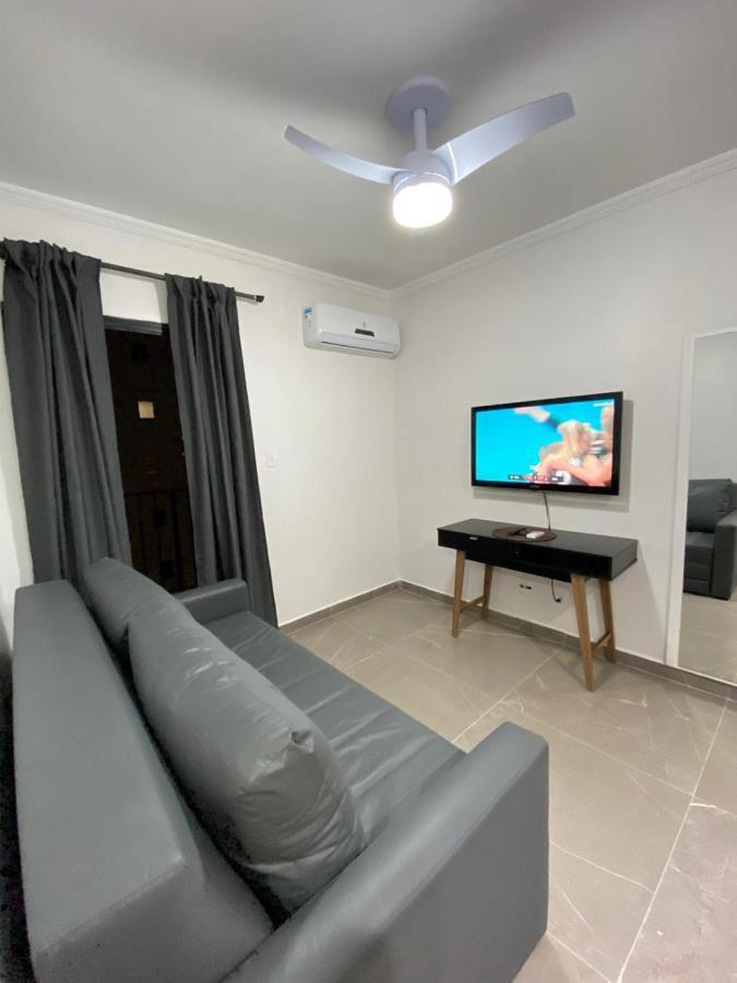 Flat - Acomoda Ate 4 Hospedes - Bairro Do Gonzaga - Santos Sp Zewnętrze zdjęcie