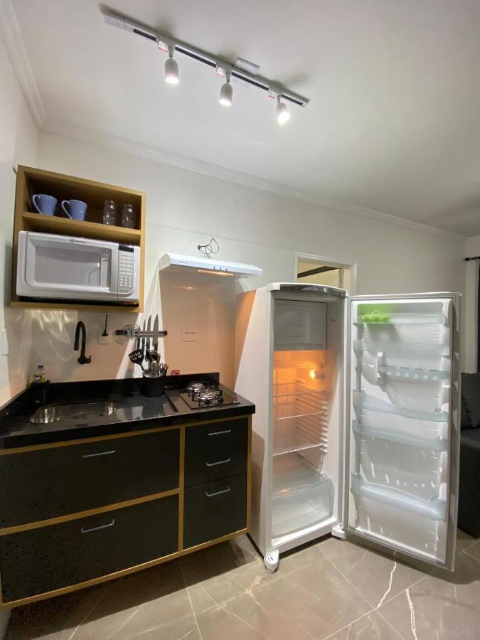 Flat - Acomoda Ate 4 Hospedes - Bairro Do Gonzaga - Santos Sp Zewnętrze zdjęcie